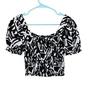 Monteau Los Angeles Size Small Linen Brand White Black Crop Top Rayon NEW